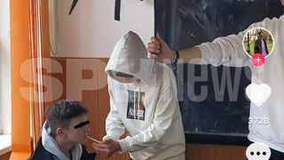 spectacol la școală pe muzica lui dnai mocanu