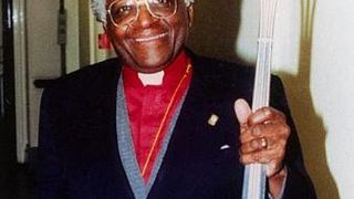 Arhiepiscopul Desmond Tutu