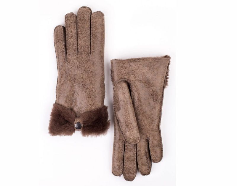 Ce cadou de Crăciun să îi faci iubitei tale?