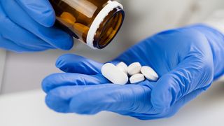 Coreea de Sud a autorizat utilizarea în regim de urgenţă a pastilei anti-COVID-19 fabricată de Pfizer