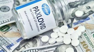 Israelul a autorizat pastila de urgență anti-COVID-19 fabricată de Pfizer