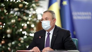 Premierul Ciucă a prezentat "cel mai elocvent exemplu" pentru a-i convinge pe români să se vaccineze