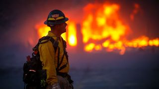 Sute de case din Colorado au fost complet distruse de un incendiu uriaș 