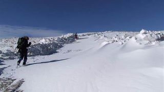 Tragedie în Bucegi. Un turist a decedat după ce a alunecat de pe un versant