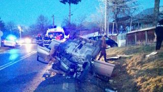 Doi tineri și-au pierdut viața într-un accident cumplit din județul Bacău