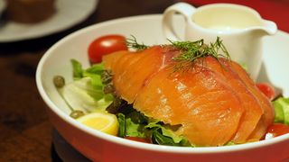 Salata iceberg a devenit extrem de populară și la noi. Cum se consumă?