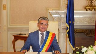 Primarul staţiunii Sinaia anunţă că este infectat cu varianta Omicron