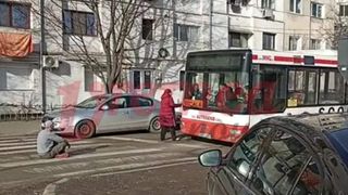 Pentru că a pierdut la aparate, un bărbat a blocat circulația și a bătut un instructor auto. Ce sancțiune va primi