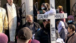 VIDEO | Imaginile durerii! Mihaela Galani, afacerista din Constanța care a decedat la numai 33 de ani, a fost înmormântată astăzi