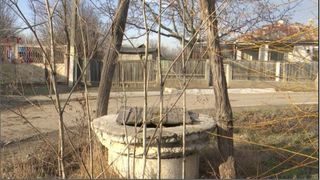 VIDEO | Satele românești se golesc în ritm accelerat, iar cătunele au zilele numărate; „Dacă vin la țară ce fac, mamă?”