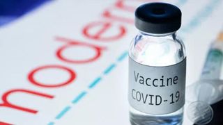 Moderna anunță o a patra doză de vaccin anti-Covid din toamna anului 2022