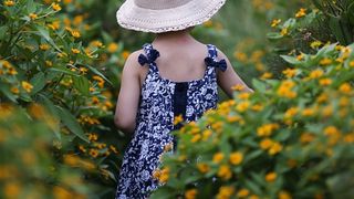 O femeie care și-a bătut copila a fost reținută pentru 24 de ore