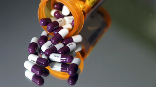 Cea mai mare greșeală pe care o fac românii când cumpără medicamente și suplimente alimentare