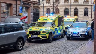 Alertă maximă în Suedia! Atac armat lângă o moschee: mai mulți răniți în timp ce se rugau