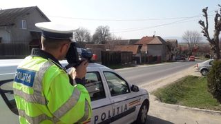 Un şofer din Mureş care le-a oferit mită polițiștilor a fost condamnat la 3 ani de închisoare cu executare!