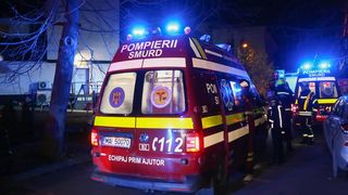 O fată de 15 ani din Pitești în stare gravă, după ce a căzut de la etajul trei