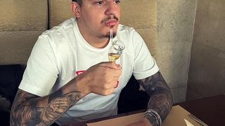 Bogdan de la Ploiești a părăsit România. Artistul își deschide o afacere în Elveția