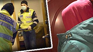 VIDEO | Doi tineri din Dâmboviţa au fost sechestraţi, bătuţi, umiliţi şi şantajaţi după ce au vrut să aibă o aventură cu o tânără cunoscută pe reţelele de socializare