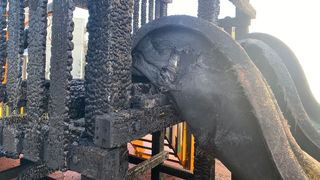 Loc de joacă pentru copii, nou-nouț, incendiat la Focșani