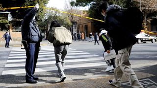 Trei răniţi într-un atac cu cuţitul, la Universitatea din Tokyo