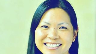 O femeie a decedat după ce un individ a împins-o în fața metroului, în urma unui atac rasist