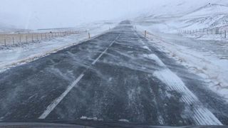 Alertă de vreme rea de la ANM. Cod galben în 30 de județe. Cum va fi vremea în București