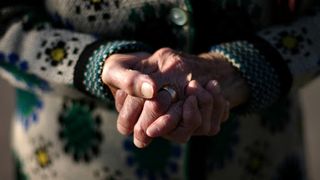 VIDEO - O femeie din București a fost jefuită în lift