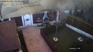 Alertă în aproprierea Capitalei: O explozie a avut loc la o fabrică de ciment din Voluntari. Praful s-a depus pe imobilele din zonă