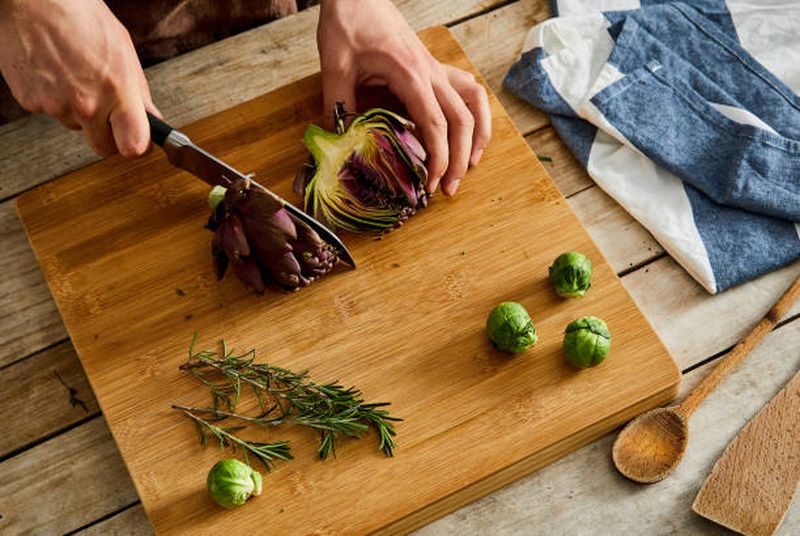 Cum se consumă anghinarele? Beneficii şi contraindicaţii