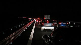 Cursă ilegală de mașini pe autostrada A4, transmisă în direct pe Facebook (VIDEO)