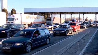 SRI intervine în urma unui apel la 112. O valiză în apropierea vămii Giurgiu este suspectă