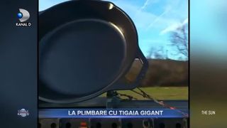 La plimbare cu tigaia gigant