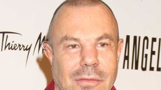 Doliu în lumea modei. Un designer celebru a pierdut lupta cu viața