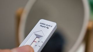 Focar de COVID-19 depistat la Spitalul Municipal Ploieşti. Un focar de infecție a fost descoperit şi &icirc;ntr-un centru pentru v&acirc;rstnici din oraş