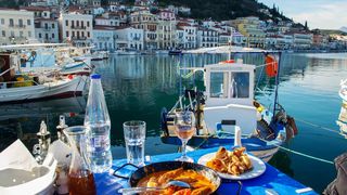 VIDEO | Atenție mare la ce primiți în farfurie la restaurante. Din dorința de a economisi, unele localuri profită de lipsa de informare a clienților