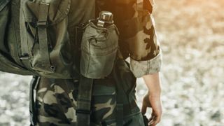 “Un recrut” ar fi deschis focul asupra colegilor săi, în estul Ucrainei. Sunt cel puțin cinci soldați uciși și cinci răniți