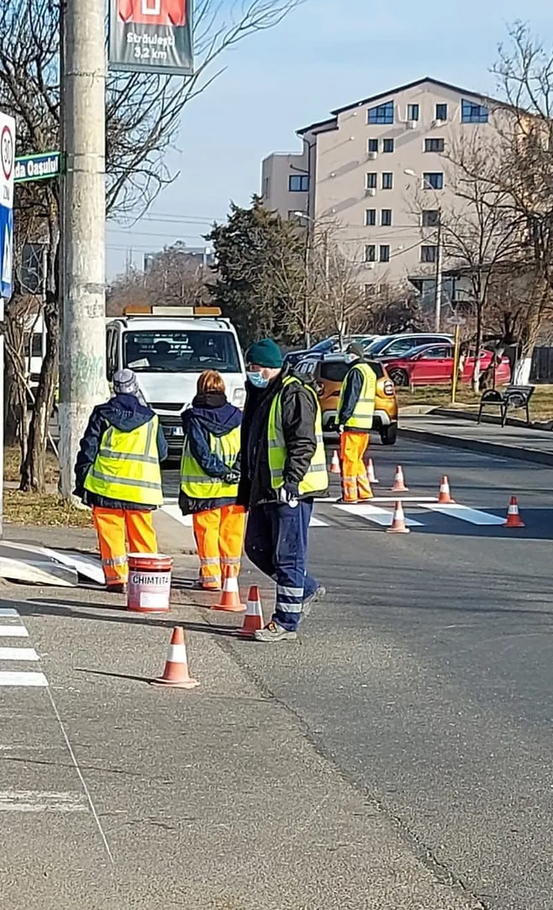 După aproape trei săptămâni de la accident, Primăria Capitalei trasează trecerea de pietoni de la Laminorului
