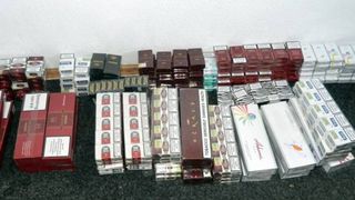 Patru persoane sunt cercetate de polițiștii din Constanța pentru fabricarea de țigarete contrafăcute