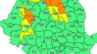 Alertă ANM: Cod galben şi portocaliu de ninsori şi viscol, p&acirc;nă marţi seară, &icirc;n mai multe zone din ţară