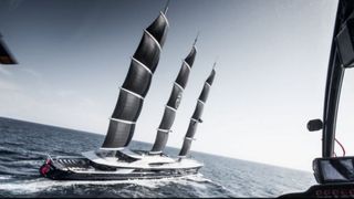 Cum arată iahtul de aproape 500 de milioane de dolari a lui Jeff Bezos. Imagini inedite cu iahtul de lux