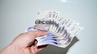 Curs valutar BNR, azi 9 februarie 2022. Noua valoare a monedei EURO