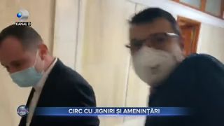 Circ cu jigniri și amenințări
