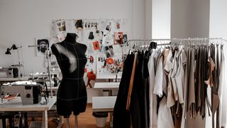 Cum îți transformi pasiunea din cusut într-o afacere