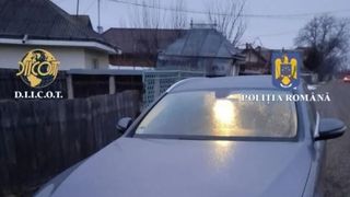 Percheziții DIICOT &icirc;n trei județe: Mașini &icirc;n valoare de mii de euro și utilaje agricole, furate din Franța și Italia. Autoturismele erau v&acirc;ndute &icirc;n Rom&acirc;nia