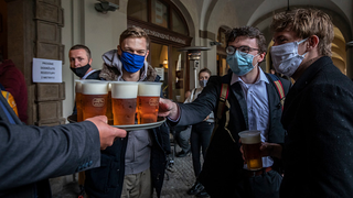 Fără certificat COVID în restaurante și baruri. Ce țară din Europa a luat această măsură