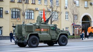 Mişcări de trupe la graniţa Ucrainei - Kievul cere o reuniune urgentă cu Moscova