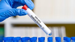 Organizația Mondială a Sănătății anunță un nou val de infecții cu Omicron, care se îndreaptă spre estul Europei