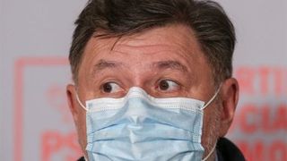 Ministrul Sănătății, Alexandru Rafila, despre purtarea măștii la exterior. Când nu va mai fi obligatorie masca de protecție