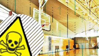 Alertă într-o școală din Iași. Mai mulți elevi au fost intoxicați cu o substanță în sala de sport a școlii