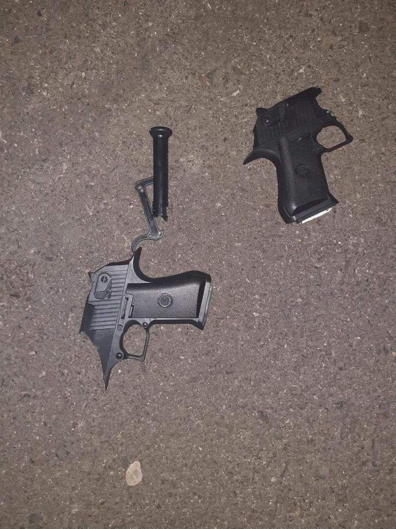 Intervenție a brigăzii Antitero a SRI și a poliției după ce un bărbat a intrat cu un pistol într-un magazin din Capitală